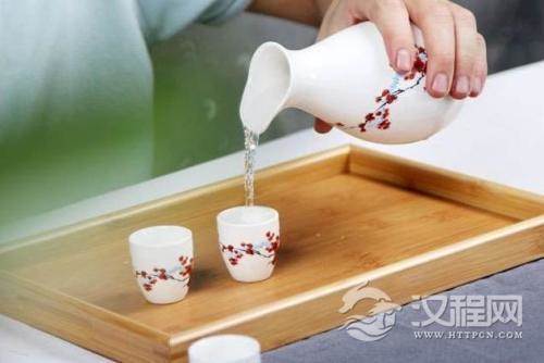 酒桌上的这些事项你可要注意了！小心尴尬被人笑话