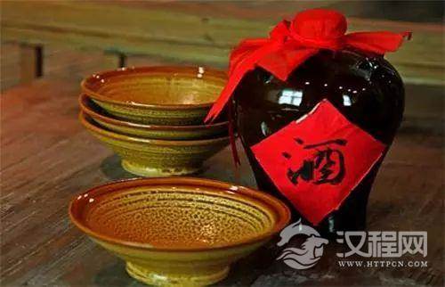 酒量不高的人如何在酒桌上坚持喝到最后？