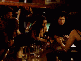 职场的酒桌上，是不是真的不能对领导“吐真言”？