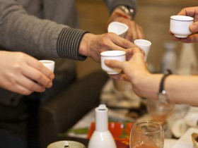 真正高情商的人，不会在酒桌上做这三件事，让领导高看你一眼