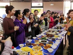 职场酒桌怎么维系人际关系最好？看看厉害的人都这么干