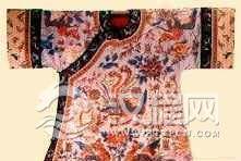 晚清刺绣衬衣特色和设计是怎样的？晚清刺绣衬衣介绍