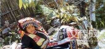 傈僳族服饰的特点和风格是什么？傈僳族服饰简介