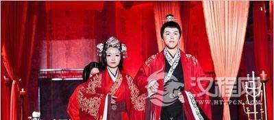 美到极致的汉服婚礼图片欣赏