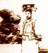 清代妇女发饰特色和设计是怎样的？清代妇女发饰介绍