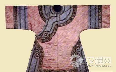 清代镶边短袄特色和设计是怎样的？清代镶边短袄介绍