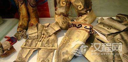 精美的赫哲族的服饰文化