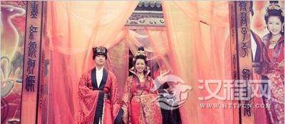 美到极致的汉服婚礼图片欣赏