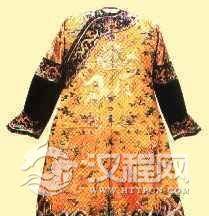 清代皇后龙袍特色和设计是怎样的？清代皇后龙袍介绍