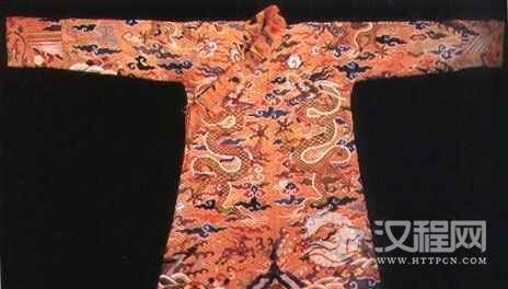 明代服饰龙袍特点和样式是什么？明代服饰龙袍简介