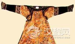清代后妃金龙朝袍特点和样式是什么？清代后妃金龙朝袍简介