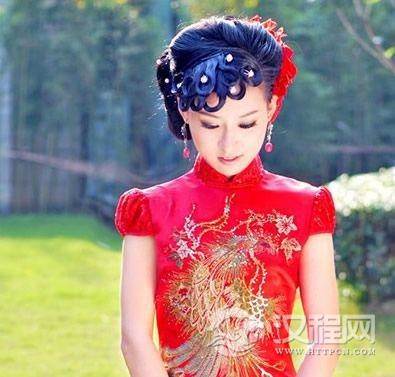 旗袍发型图片，适合旗袍的发型图片