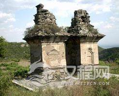 山西太原开化寺连理塔