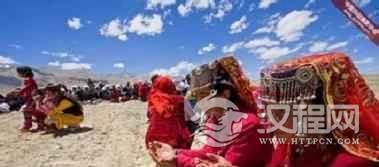 塔吉克族的皮里克节和铁合木祖瓦提斯节