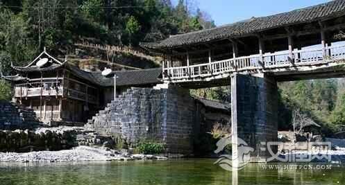 土家族建筑土家建筑特色有“三大件”是什么