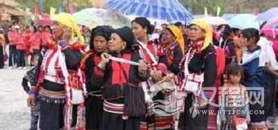 德昂族是怎样给孩子取名的？有何讲究