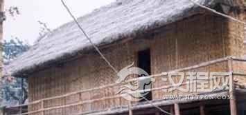 怒族建筑怒族的千脚落地房啥样