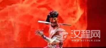 景颇族舞蹈景颇族刀舞究竟有多帅