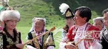 哈萨克族：马背上的民族是怎样走下马背的