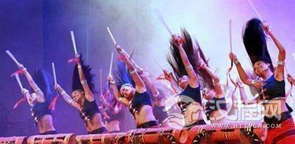 高山族甩发舞的舞蹈形式