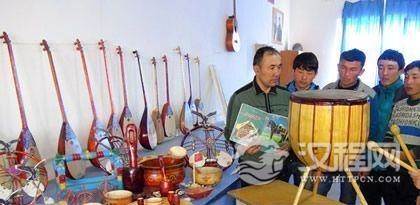 哈萨克族的乐器是什么？