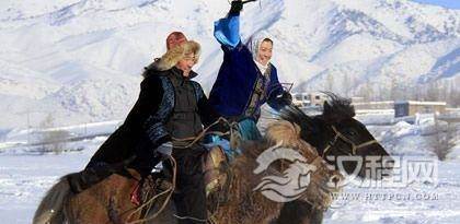 哈萨克族马背上的文化传承