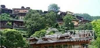 湖南苗族的“吊脚楼”是什么样的？“吊脚楼”简介