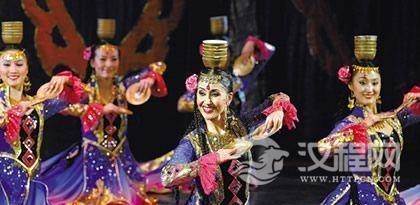 独特的蒙古族民间舞蹈“顶碗舞”