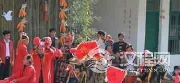 壮族的多元文化的璀璨一脉：壮族的“师公戏