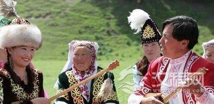 哈萨克族的信仰是什么？哈萨克族的宗教信仰