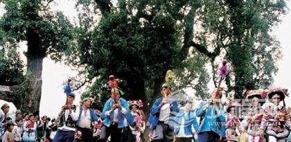 普米族转山会有什么风俗？普米族转山会节日简介