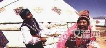 什么是哈萨克族“阿肯弹唱”？其又有何风格