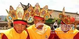 纳西族人是怎样传承了古老的东巴教