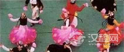 乌孜别克族舞蹈乌孜别克族特色舞蹈简介