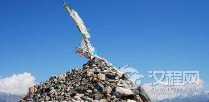 蒙古族的重要祭祀文化:敖包