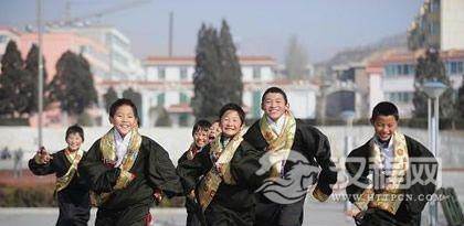 藏传佛教与藏族文化的关系是什么？