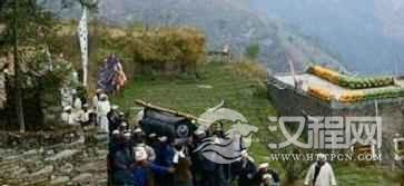 羌族习俗羌族有何古老的丧葬习俗