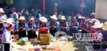 白族树花会简介白族人是怎样过树花会的