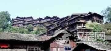 苗族“吊脚楼”有着什么样的历史发展和文化