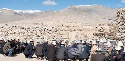 历史悠久的柯尔克孜族葬俗文化