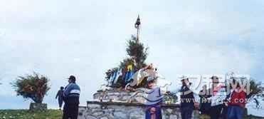 鄂温克族节日鄂温克族“敖包会”习俗简介