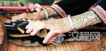 黎族人为何喜欢纹身？黎族人纹身历史