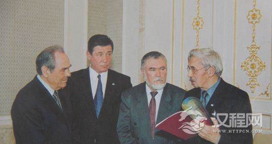 塔塔尔族重视教育的高素质民族