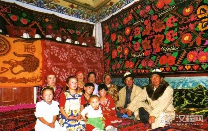 柯尔克孜族的文化介绍柯尔克孜族文化艺术