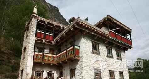 藏族居民建筑有什么独特民居装饰有什么特点