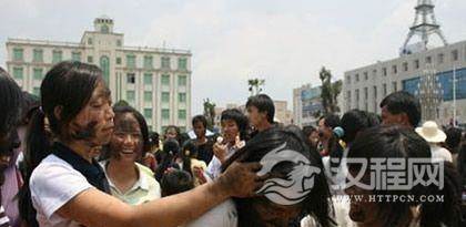 锡伯族“抹黑节”有什么特色？锡伯族“抹黑节”的由来故事