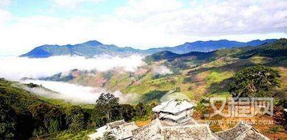 布朗族民居有什么地域特征？布朗族民居建筑简介