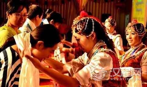 蒙古族礼仪蒙古族的哈达有什么文化内涵