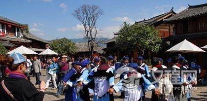 纳西族最盛大的节日：“三朵节”