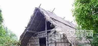 仡佬族建筑干栏式建筑的特点是什么